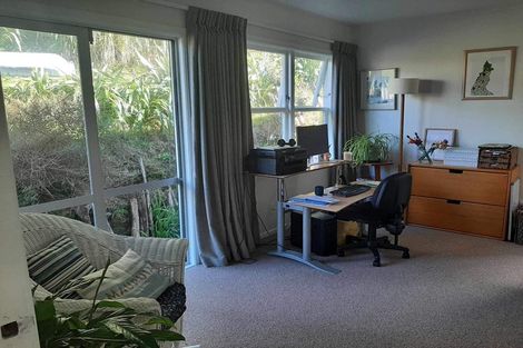 Photo of property in 97 Akaroa Drive, Maupuia, Wellington, 6022