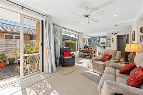 Photo of property in 11/17 Simmonds Grove, Greerton, Tauranga, 3112