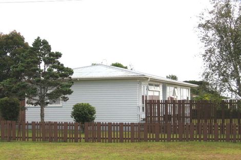 Photo of property in 28 Tramway Road, Beach Haven, Auckland, 0626