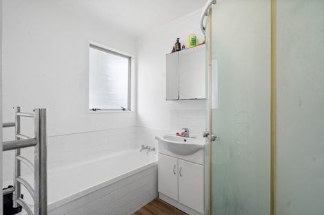 Photo of property in 35 Purcell Place, Melville, Hamilton, 3206