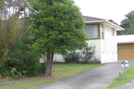 Photo of property in 51 Castleford Street, Green Bay, Auckland, 0604