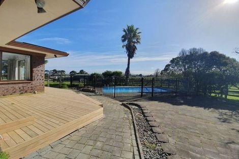 Photo of property in 143 Hamlin Road, Ardmore, Papakura, 2582