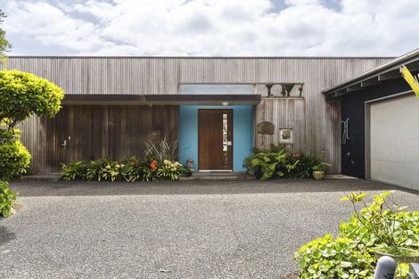 Photo of property in 13 Shearer Drive, Oakura, 4314