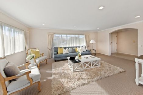 Photo of property in 9 Trovare Place, Golflands, Auckland, 2013