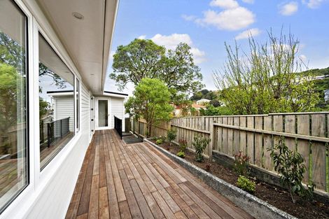 Photo of property in 76 Clyde Street, Island Bay, Wellington, 6023