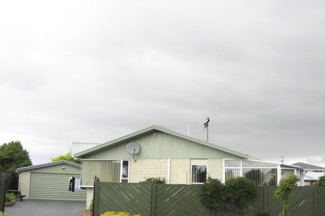 Photo of property in 4 Te One Place, Redwood, Christchurch, 8051