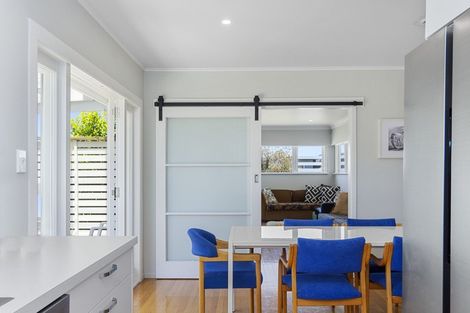 Photo of property in 46 Pitau Road, Mount Maunganui, 3116