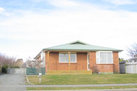 Photo of property in 16 Govan Drive, Te Anau, 9600