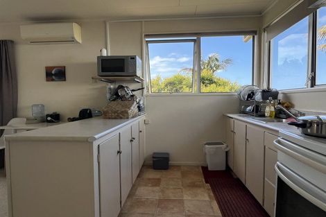 Photo of property in 1/207 East Coast Road, Castor Bay, Auckland, 0620