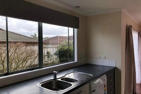 Photo of property in 16 Aviara Court, Northpark, Auckland, 2013