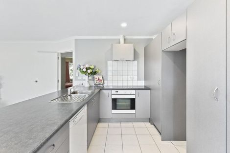 Photo of property in 109 Charles Prevost Drive, The Gardens, Auckland, 2105
