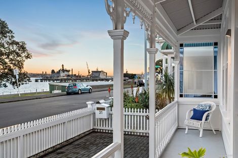 Photo of property in 31 Queens Parade, Devonport, Auckland, 0624