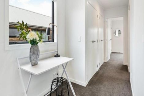 Photo of property in 21 Flounder Road, Hobsonville, Auckland, 0616