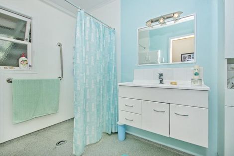 Photo of property in 43 Hinau Street, Tikipunga, Whangarei, 0112