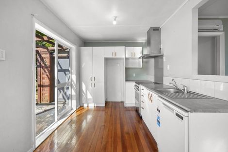 Photo of property in 45 Doralto Road, Frankleigh Park, New Plymouth, 4310