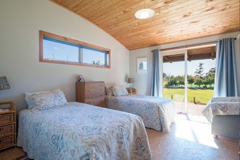 Photo of property in 134 Aranui Road, Mapua, 7005