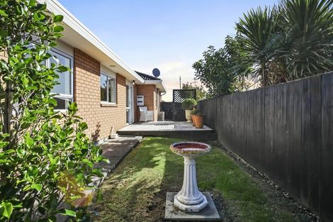 Photo of property in 1/6 Somerton Rise, Henderson, Auckland, 0612