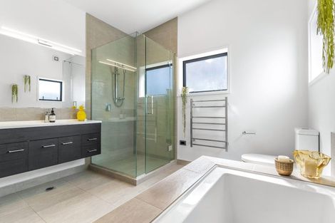 Photo of property in 37 Wallace Road, Hobsonville, Auckland, 0616