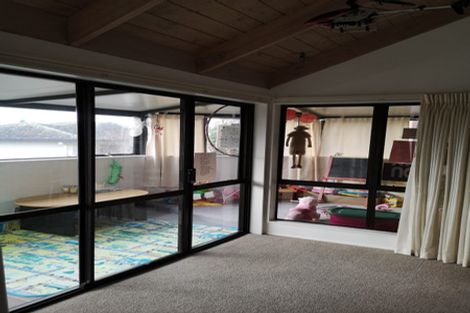 Photo of property in 62 Newhaven Terrace, Mairangi Bay, Auckland, 0630