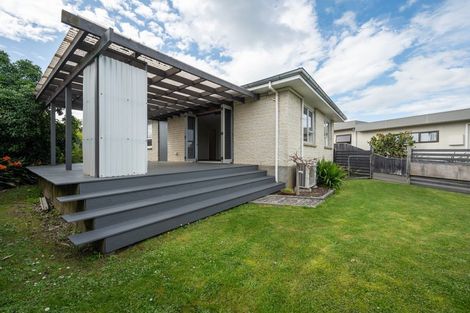 Photo of property in 17 Ryan Crescent, Greenmeadows, Napier, 4112