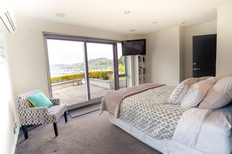 Photo of property in 11 Sovereign Point, Kaiwharawhara, Wellington, 6035