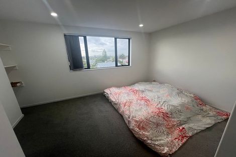 Photo of property in 110e Coronation Road, Papatoetoe, Auckland, 2025