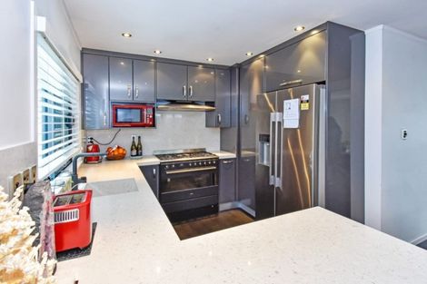 Photo of property in 79c Beach Road, Pahurehure, Papakura, 2113