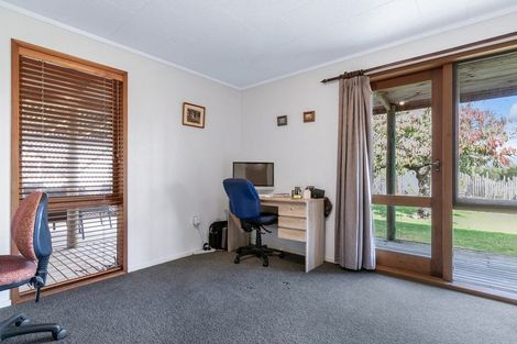 Photo of property in 382 Kimberley Road, Levin, 5571