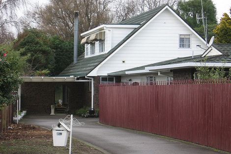 Photo of property in 79a Churchill Avenue, Hokowhitu, Palmerston North, 4410