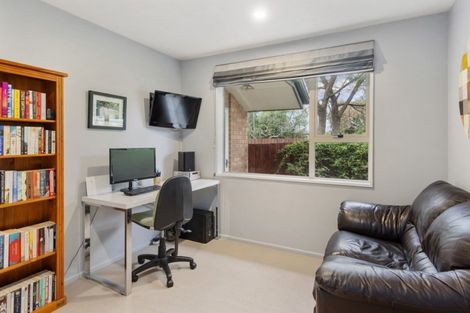 Photo of property in 2/50 Dunedin Street, Redwood, Christchurch, 8051