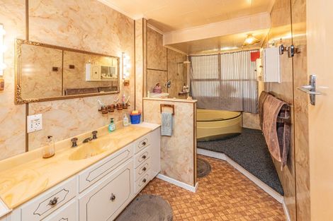 Photo of property in 54 Puriri Street, Gonville, Whanganui, 4501