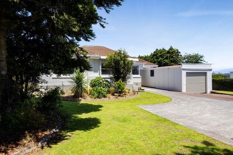 Photo of property in 1354 Devon Road, Brixton, Waitara, 4382
