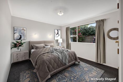 Photo of property in 1 Manse Street, Hawera, 4610