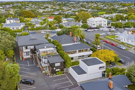 Photo of property in 213 Jervois Road, Herne Bay, Auckland, 1011