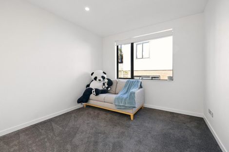 Photo of property in 10b Windlass Street, Long Bay, Auckland, 0630