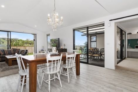 Photo of property in 3 Vantage Place, Omokoroa, 3114