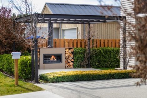 Photo of property in 52 Mount Linton Avenue, Wanaka, 9305