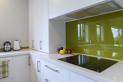 Photo of property in 14 Vantage Place, Omokoroa, 3114