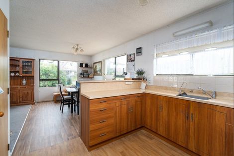 Photo of property in 1 Gladstone Grove, Richmond Heights, Taupo, 3330