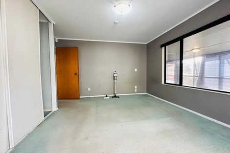 Photo of property in 78 Harmel Road, Glendene, Auckland, 0602