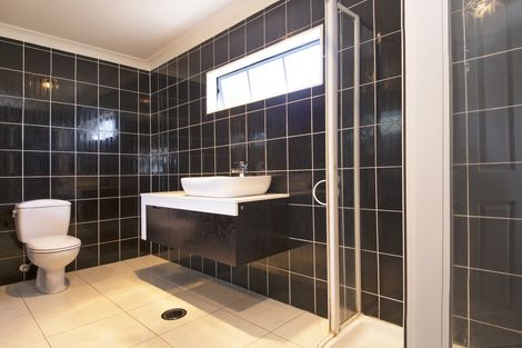 Photo of property in 13 Belvedere Court, West Harbour, Auckland, 0618