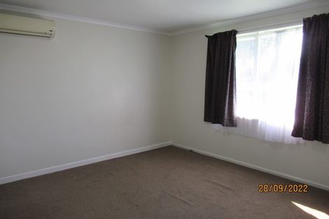 Photo of property in 19 Burbank Avenue, Manurewa, Auckland, 2102