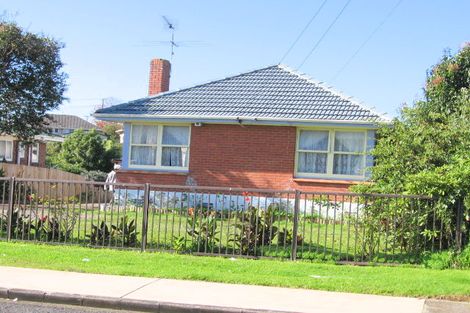 Photo of property in 14 Tindall Crescent, Otara, Auckland, 2023