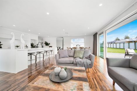 Photo of property in 30 Mercade Close, Stratford, 4332