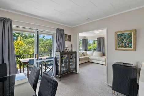 Photo of property in 28 Field Way, Waikanae Beach, Waikanae, 5036
