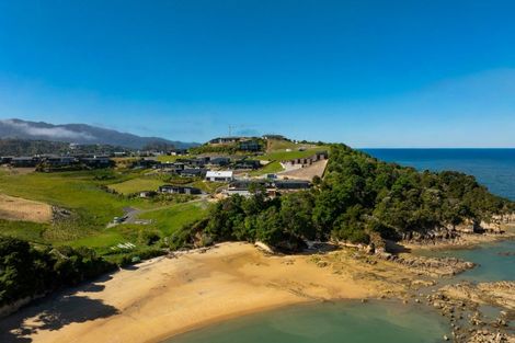 Photo of property in 21 Talisman Heights, Kaiteriteri, Motueka, 7197