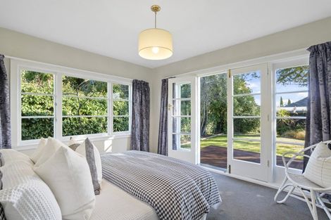 Photo of property in 27 Aorangi Road, Bryndwr, Christchurch, 8053