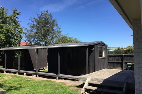 Photo of property in 54 Peer Street, Upper Riccarton, Christchurch, 8041