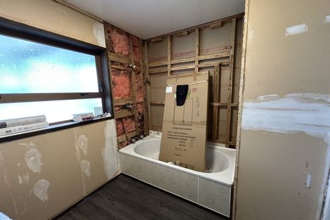 Photo of property in 76 Aotea Crescent, Tokoroa, 3420