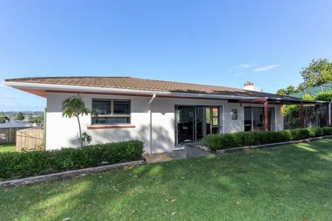 Photo of property in 8 Price Street, Westown, New Plymouth, 4310